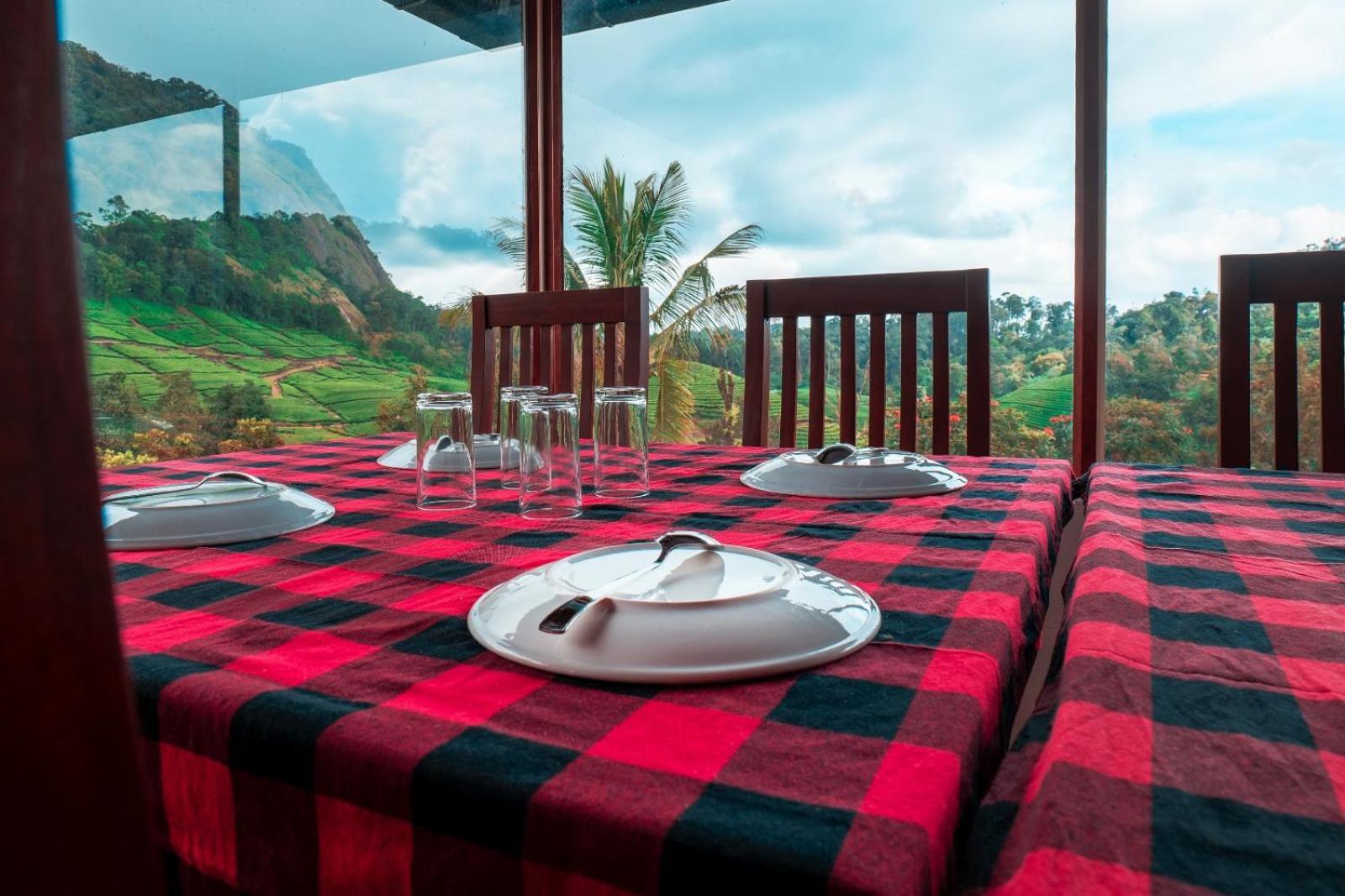 Exotica Holidays Hotel Viripara Екстериор снимка
